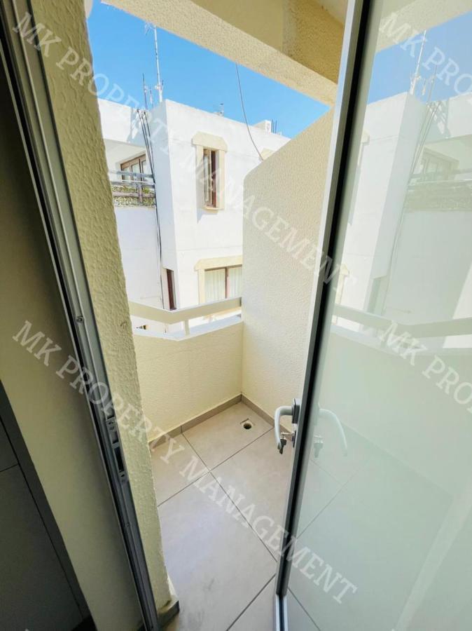 Milos City Center Apts No.34 Larnaca Bagian luar foto