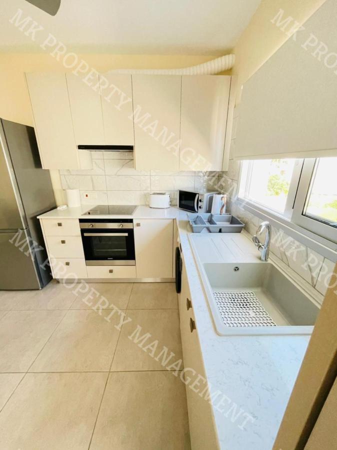Milos City Center Apts No.34 Larnaca Bagian luar foto