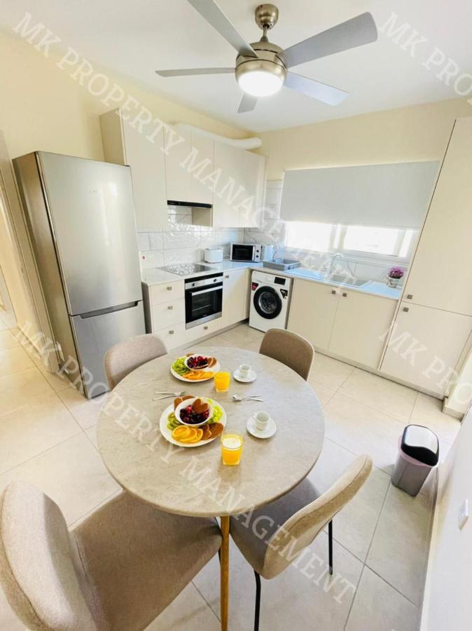 Milos City Center Apts No.34 Larnaca Bagian luar foto