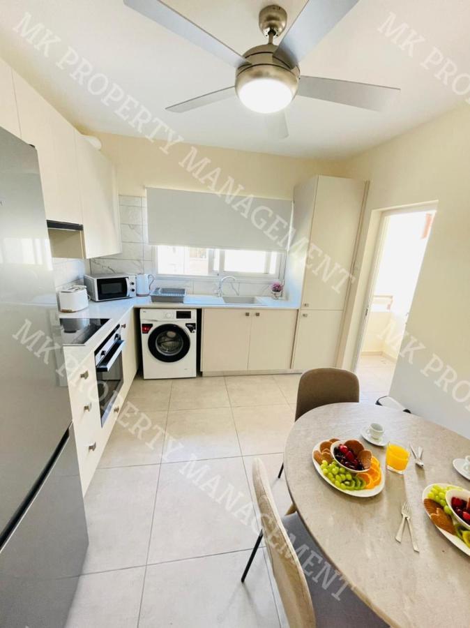 Milos City Center Apts No.34 Larnaca Bagian luar foto